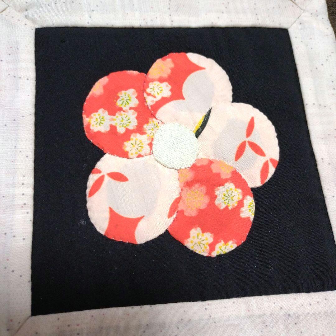 ハンドメイド　パッチワーク　キルト　タペストリー　マルチカバー　「希望の花」