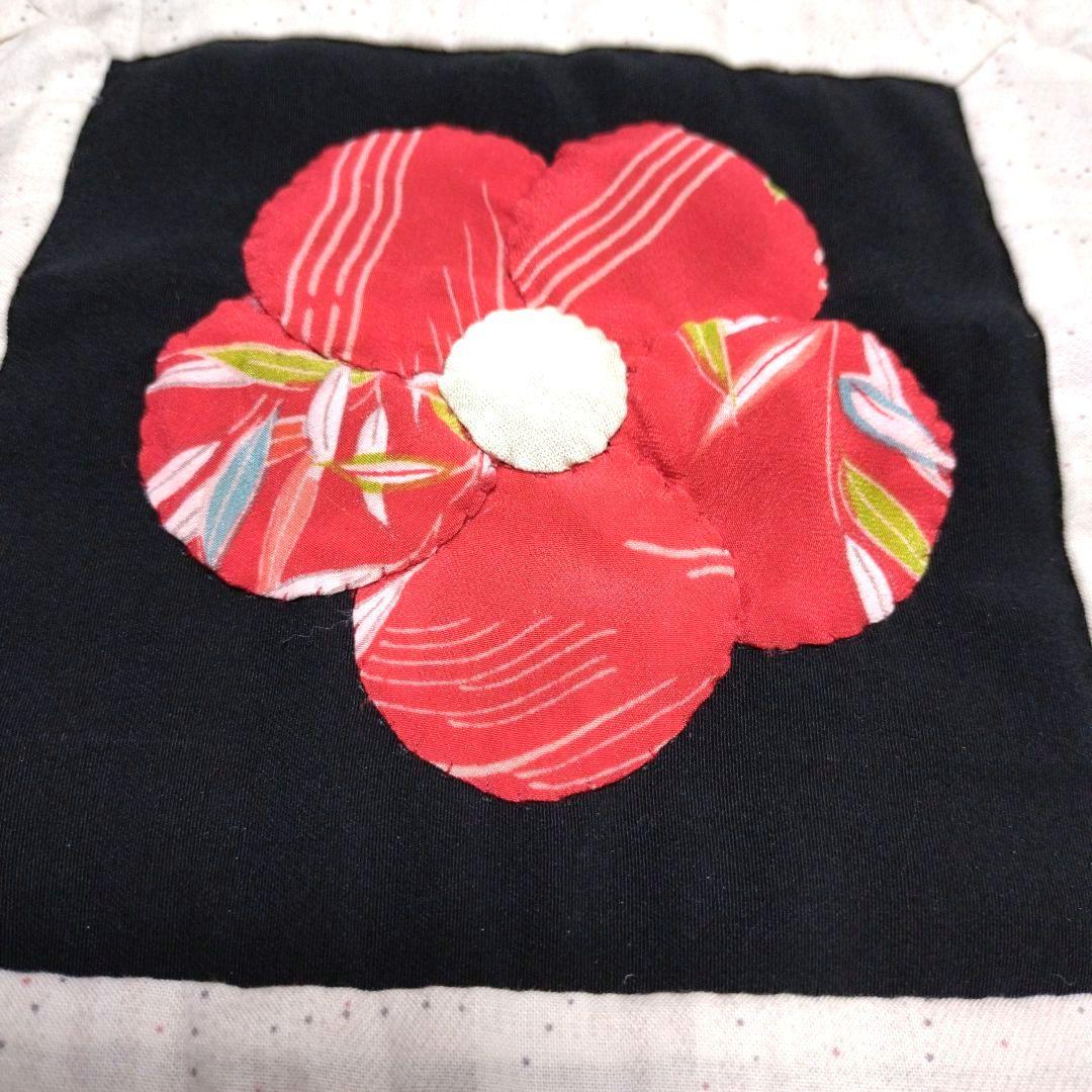 ハンドメイド　パッチワーク　キルト　タペストリー　マルチカバー　「希望の花」
