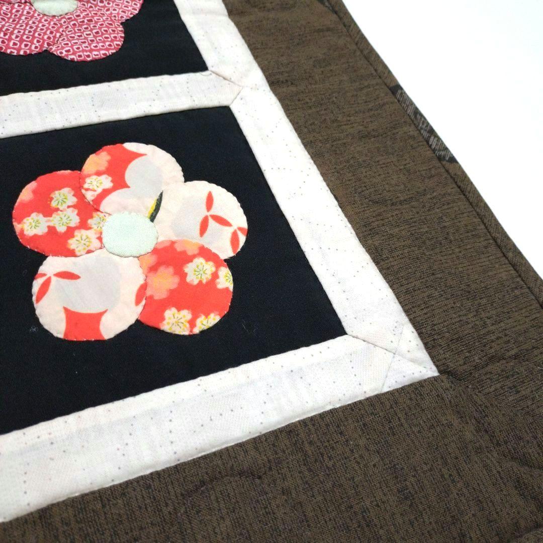 ハンドメイド　パッチワーク　キルト　タペストリー　マルチカバー　「希望の花」