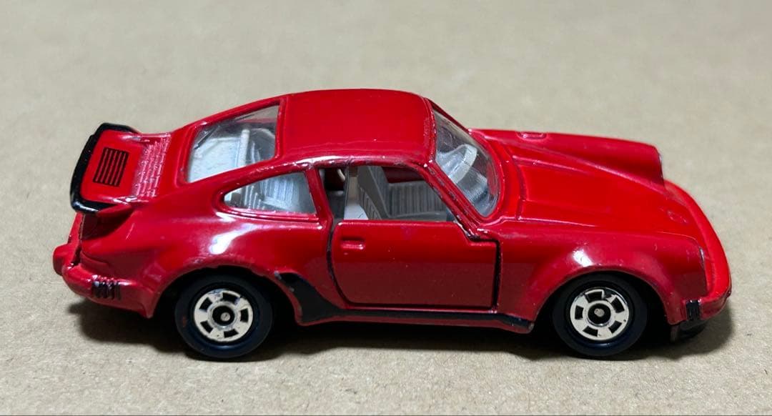 日本製 トミカ ポルシェ930ターボ ３台セット
