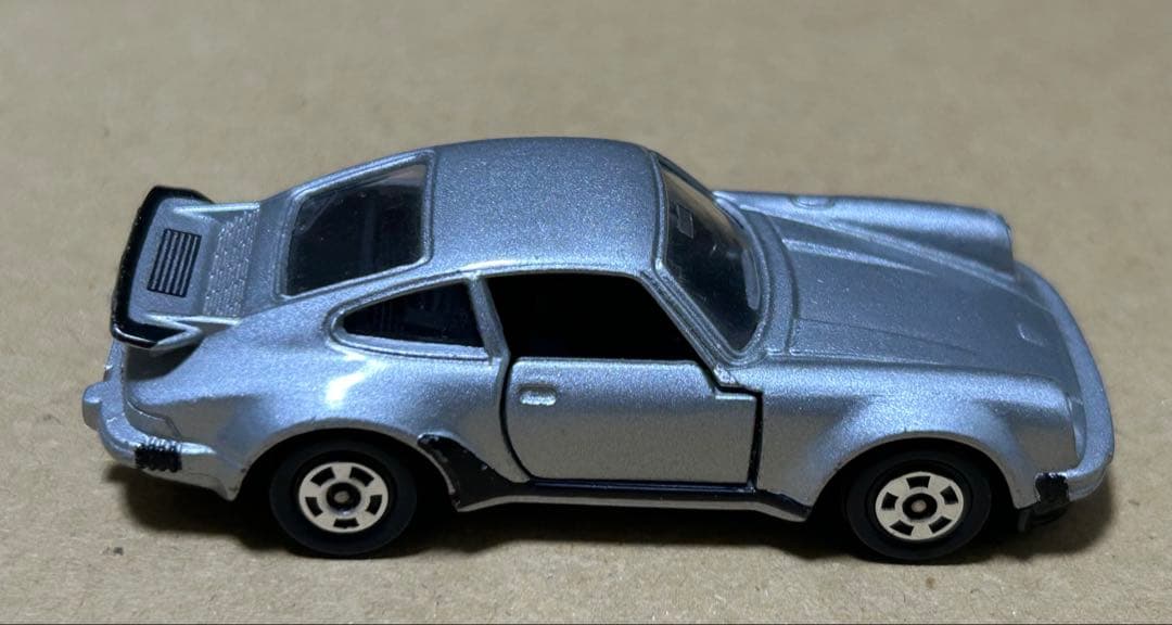 日本製 トミカ ポルシェ930ターボ ３台セット