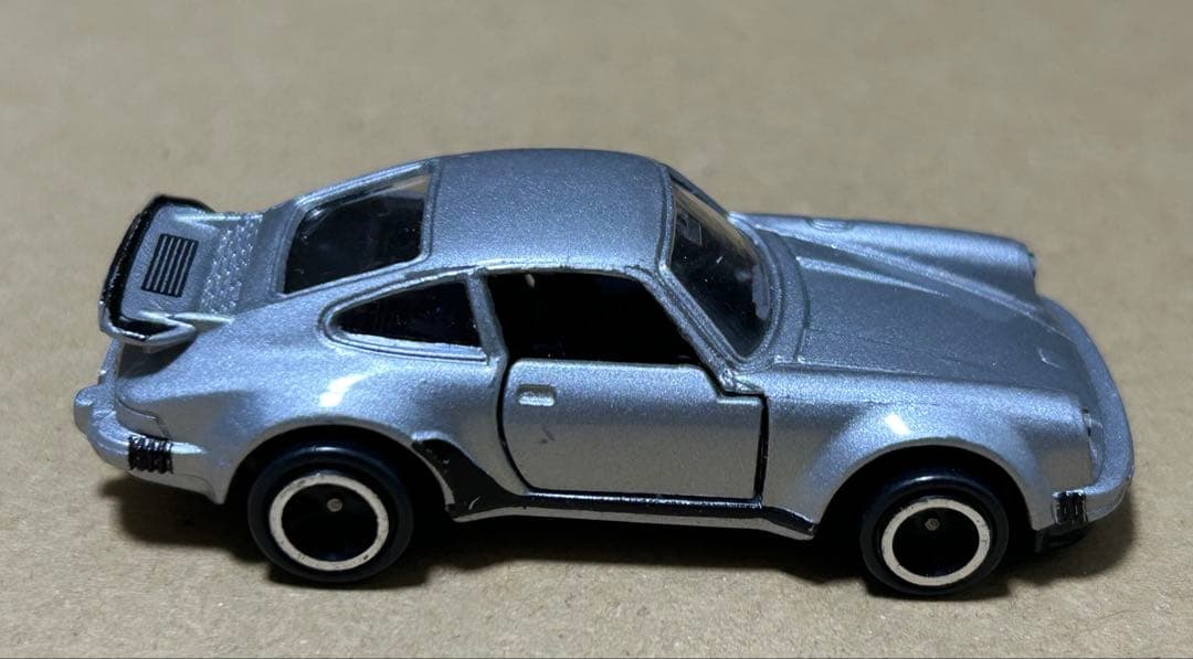日本製 トミカ ポルシェ930ターボ ３台セット