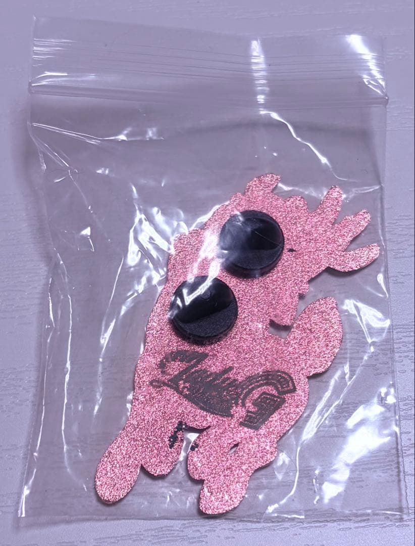 ハズビンホテル アラスター 鹿 バンビ ピンバッジ