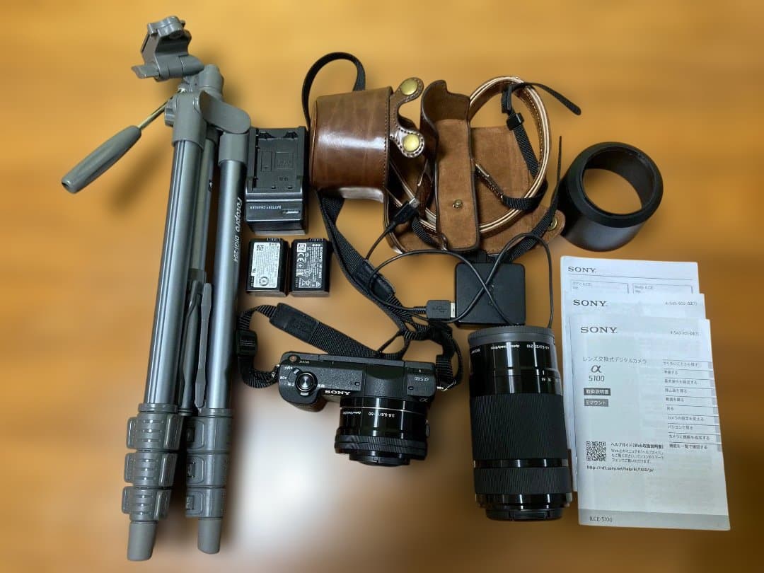 SONY ミラーレス一眼カメラ α5100ダブルズームレンズ&付属品セット