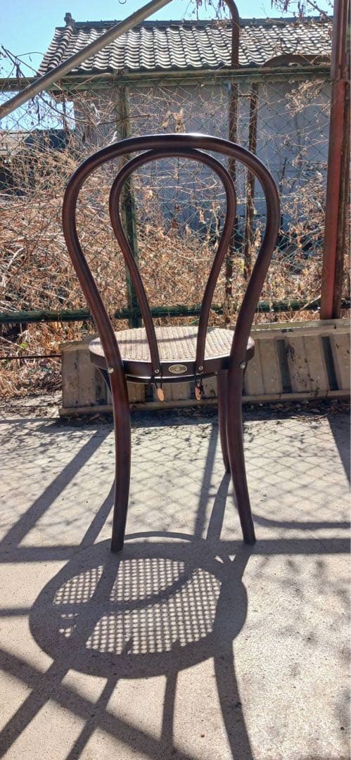 ②秋田木工 曲木チェア