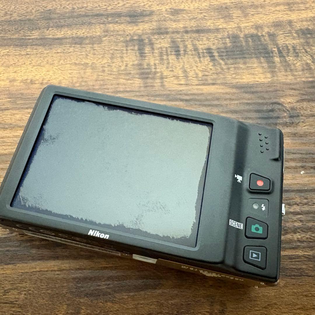 【動作品】Nikon COOLPIX S6100 コンデジ CCD