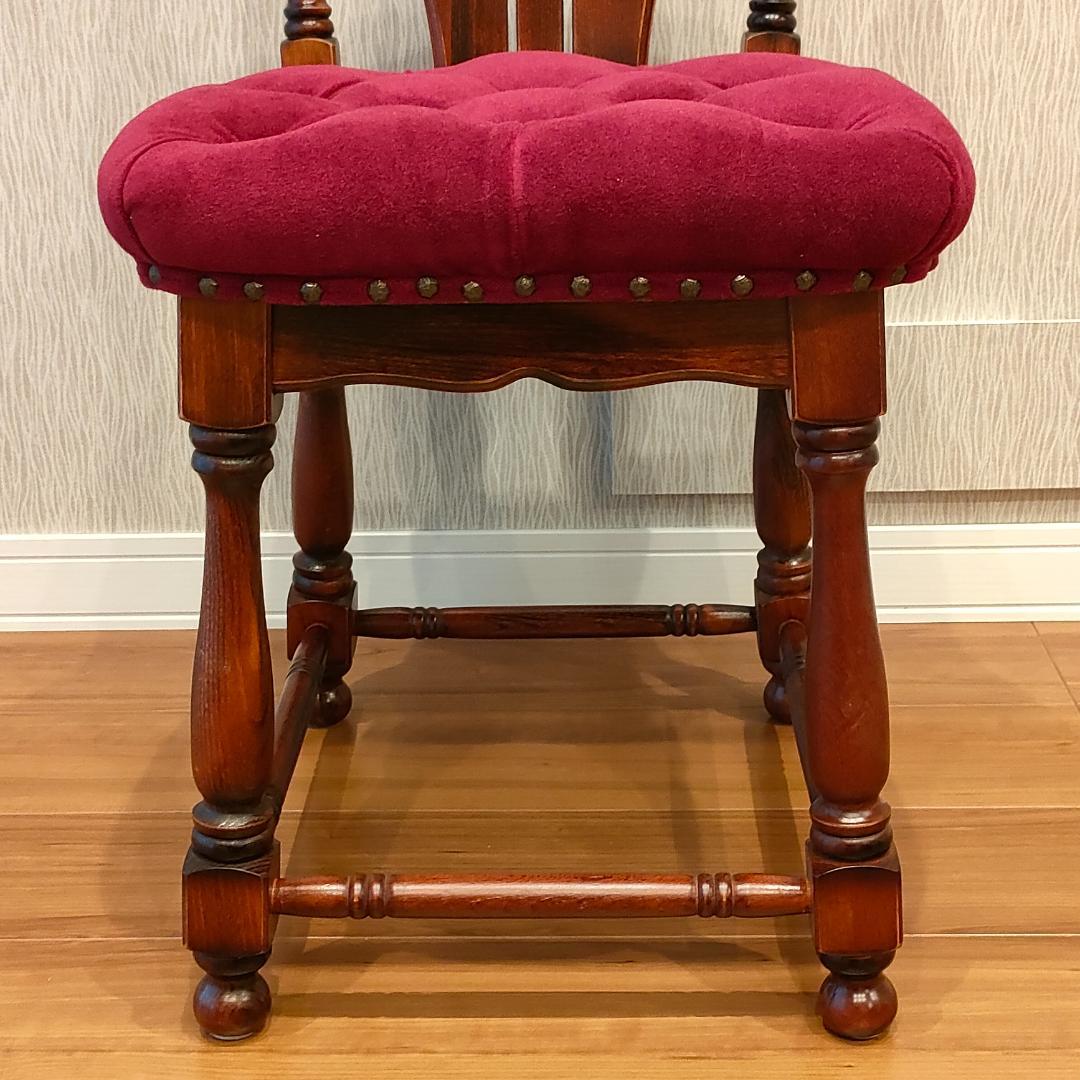 〈美品〉アンティークチェア　ワインレッド　ろくろ脚　鋲打ち