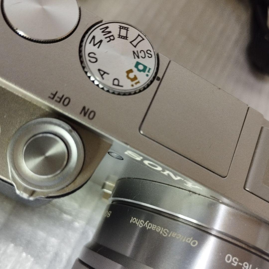 SONY α6000美品 ミラーレスカメラ