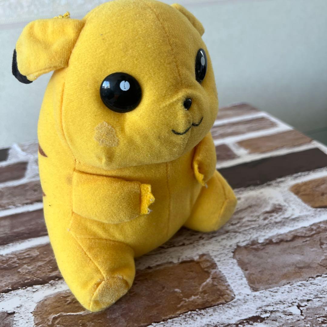 ピカチュウ ぬいぐるみ