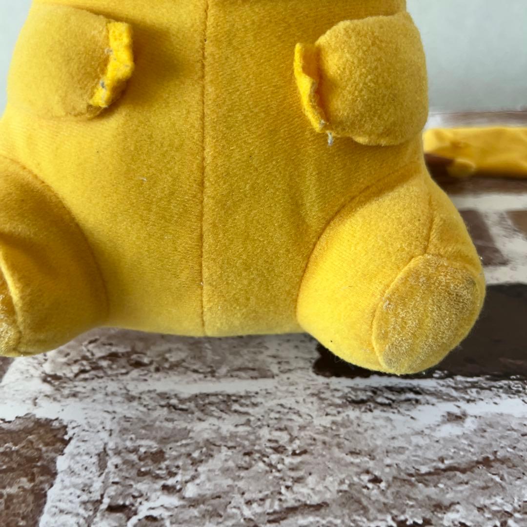 ピカチュウ ぬいぐるみ