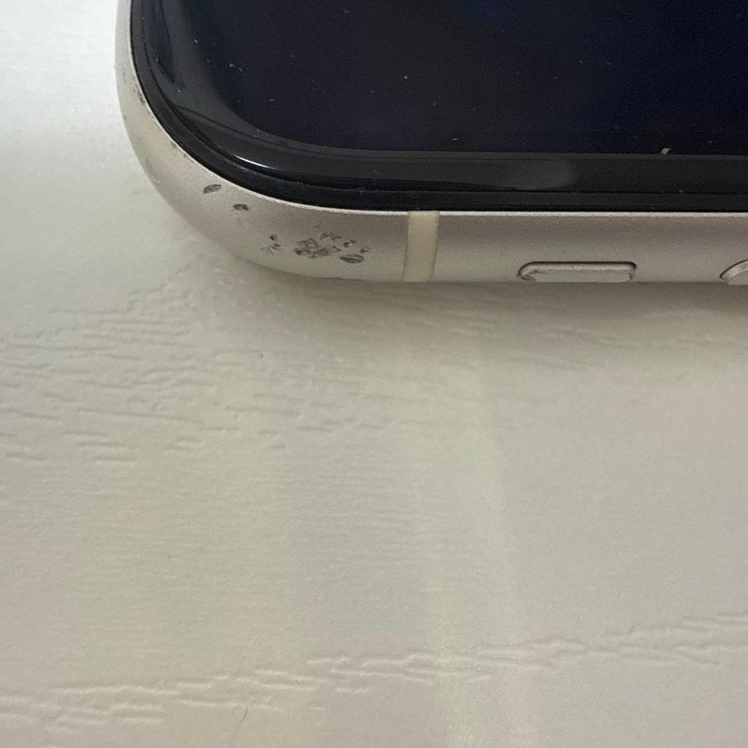 iPhone11 64GBホワイト