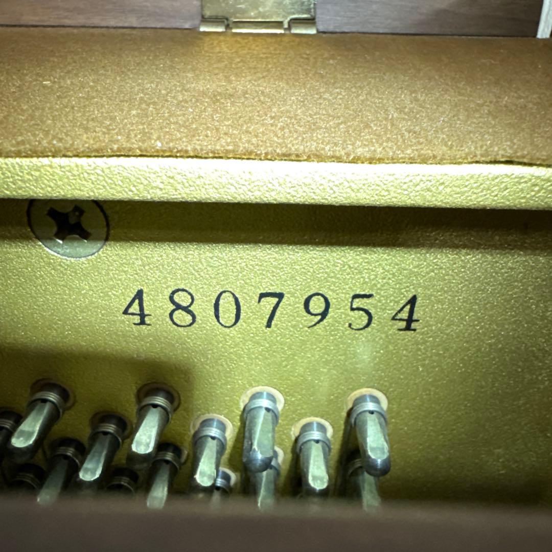 YAMAHA アップライトピアノ ブラウン（木目調） 88鍵