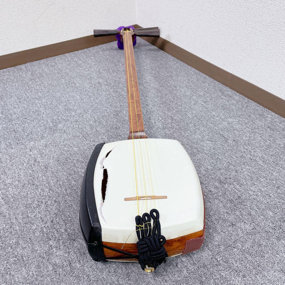 津軽三味線 段違い溝 花梨 丸打胴 東さわり 和楽器 三味線