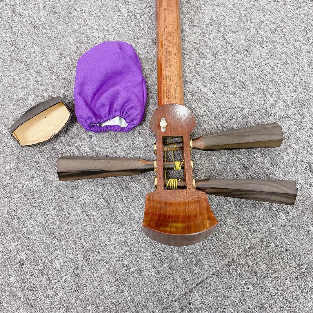 津軽三味線 段違い溝 花梨 丸打胴 東さわり 和楽器 三味線