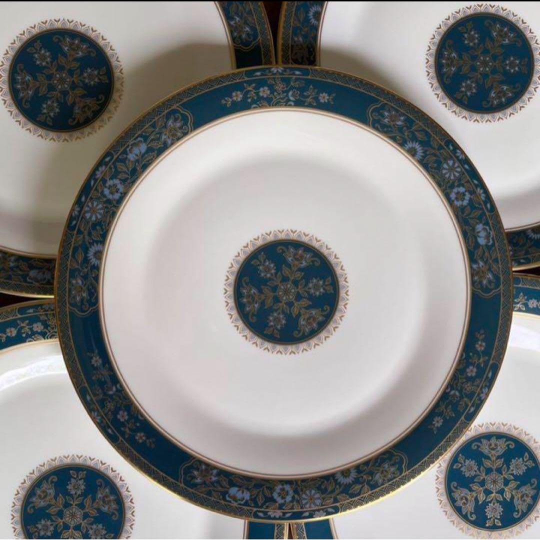 【未使用美品】ロイヤルドルトン★カーライル★ディナー皿　2枚