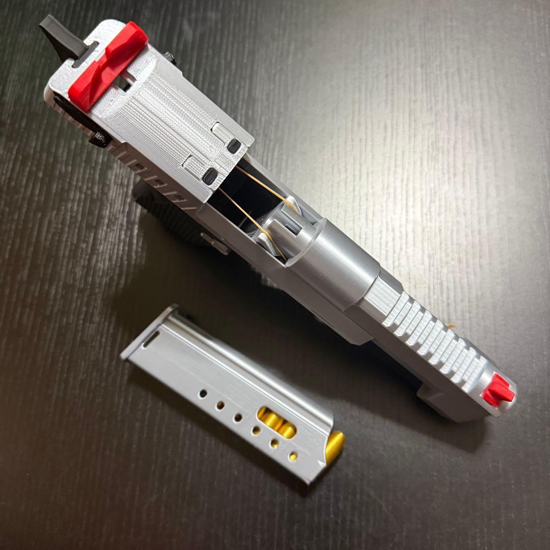 モデルガン デザートイーグル風 (発射機能:有)