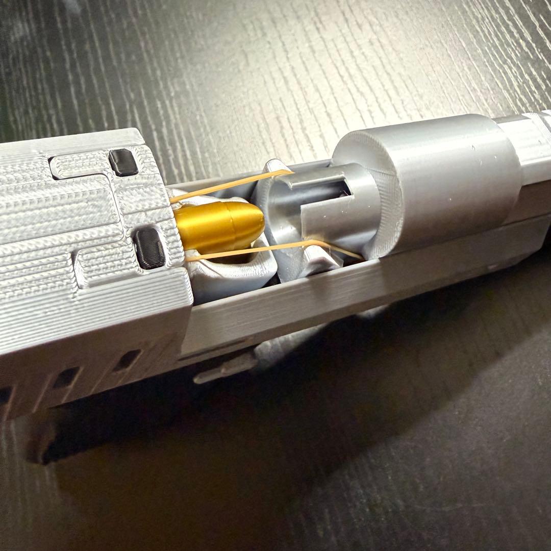 モデルガン デザートイーグル風 (発射機能:有)