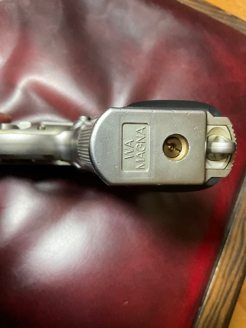 ウェスタンアームズ　ベレッタ　M92FS INOX ステンレスバージョン