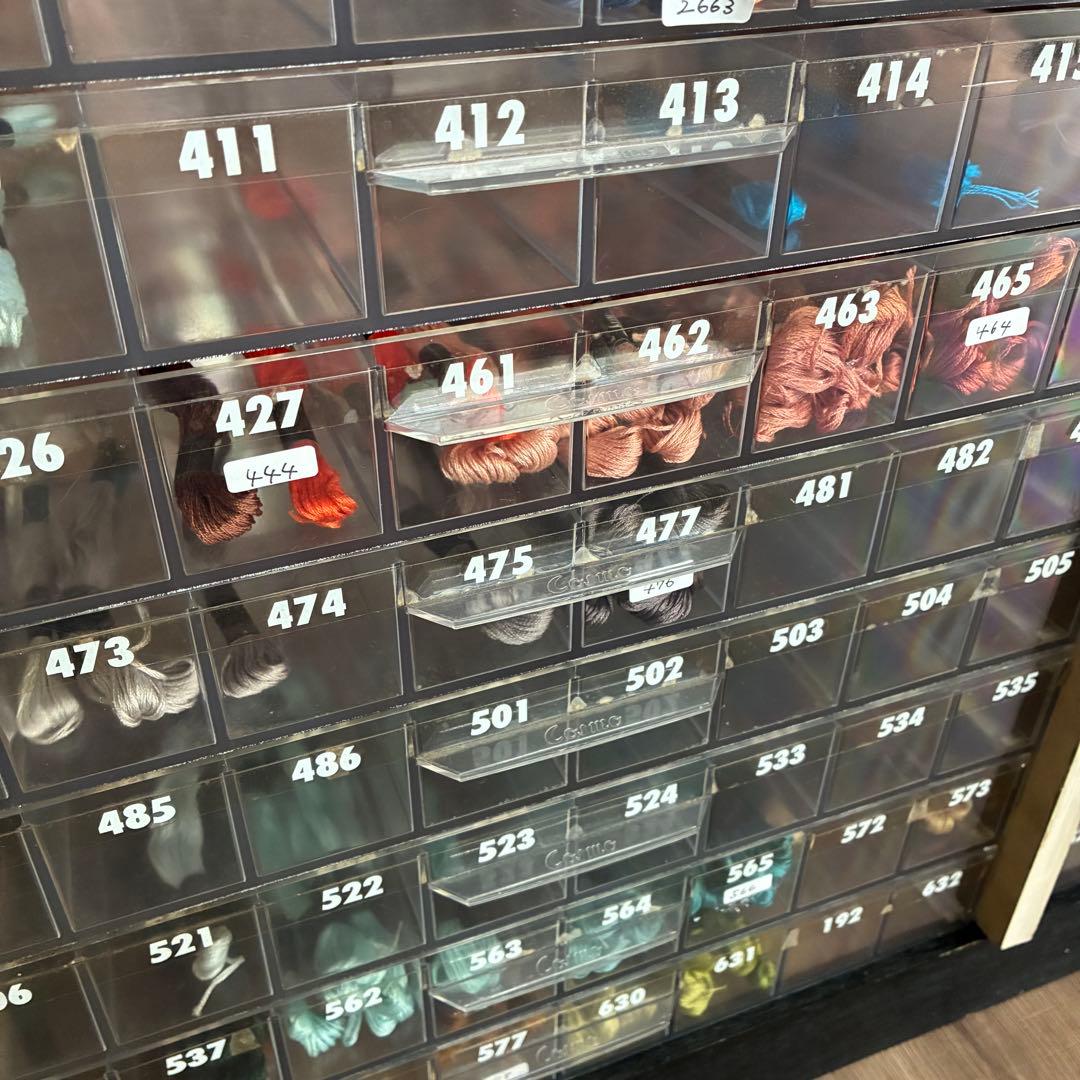 刺繍糸棚　什器　昭和レトロ　COSMO