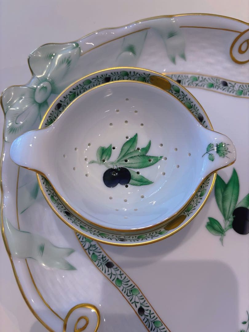 ヘレンド　アピシウスのハーブ　ティー　　　　ストレーナー＆ボウル