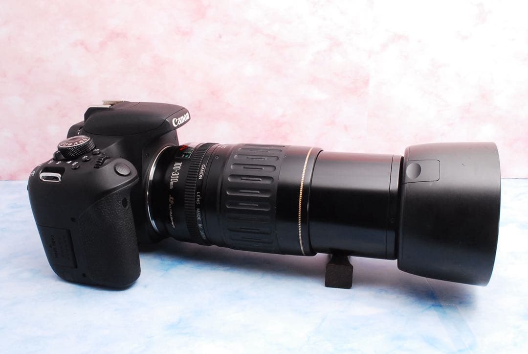 Canon Kiss X9i☆Wレンズ☆一眼レフカメラ☆持ち運び用バッグ付