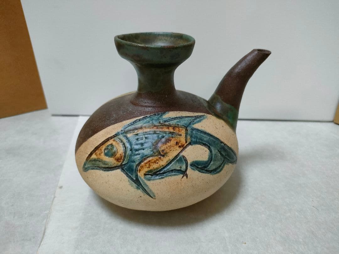 やちむん金城次郎　 人間国宝 カラカラ 希少☆　骨董品物