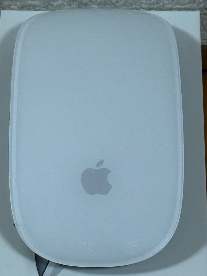 MacBook Air M1（8GB / 256GB）+Magic mouse