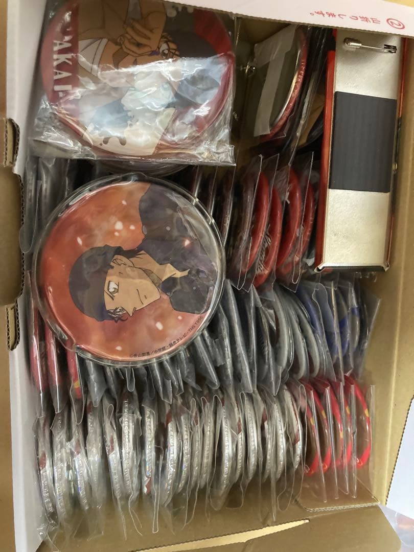 コナン 赤井 缶バッジ セット