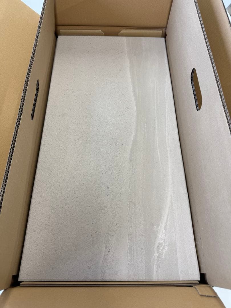 エコカラットプラス　ストーングレース　ベージュ