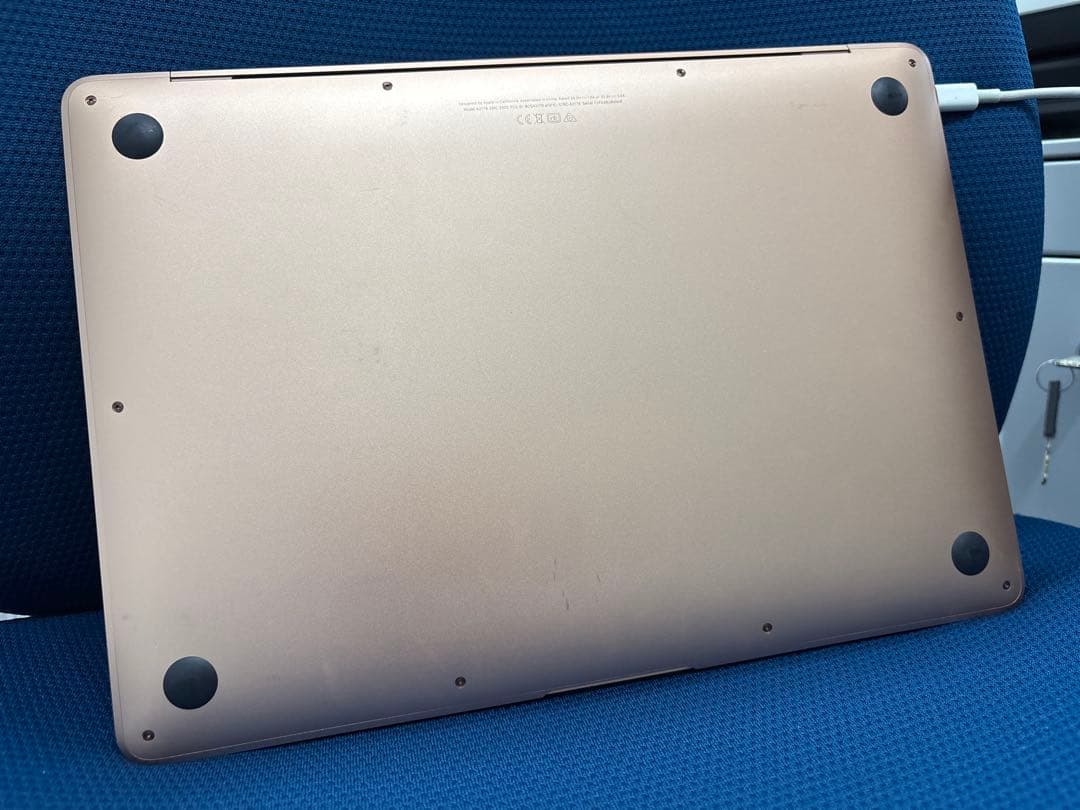 【ジャンク品】Apple MacBook Air ゴールド 本体