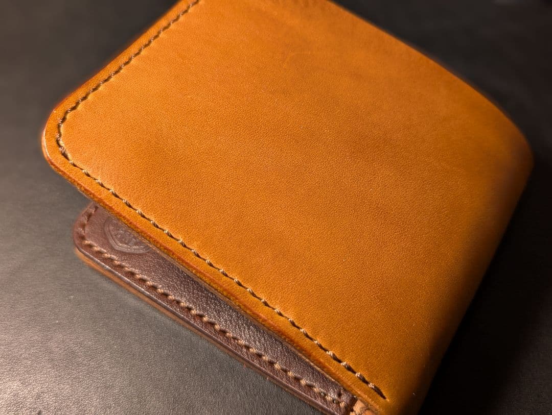 2つ折りウォレット 栃木レザー
