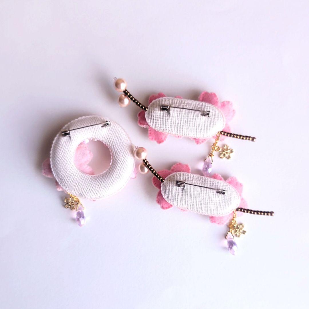 user_85cb5f4e様　ブローチ3点