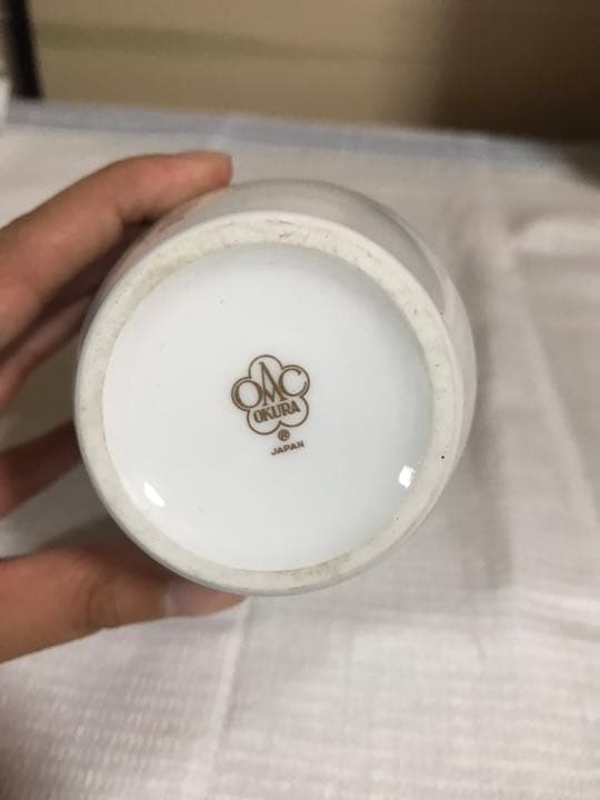 大倉陶園 花瓶 金蝕バラ