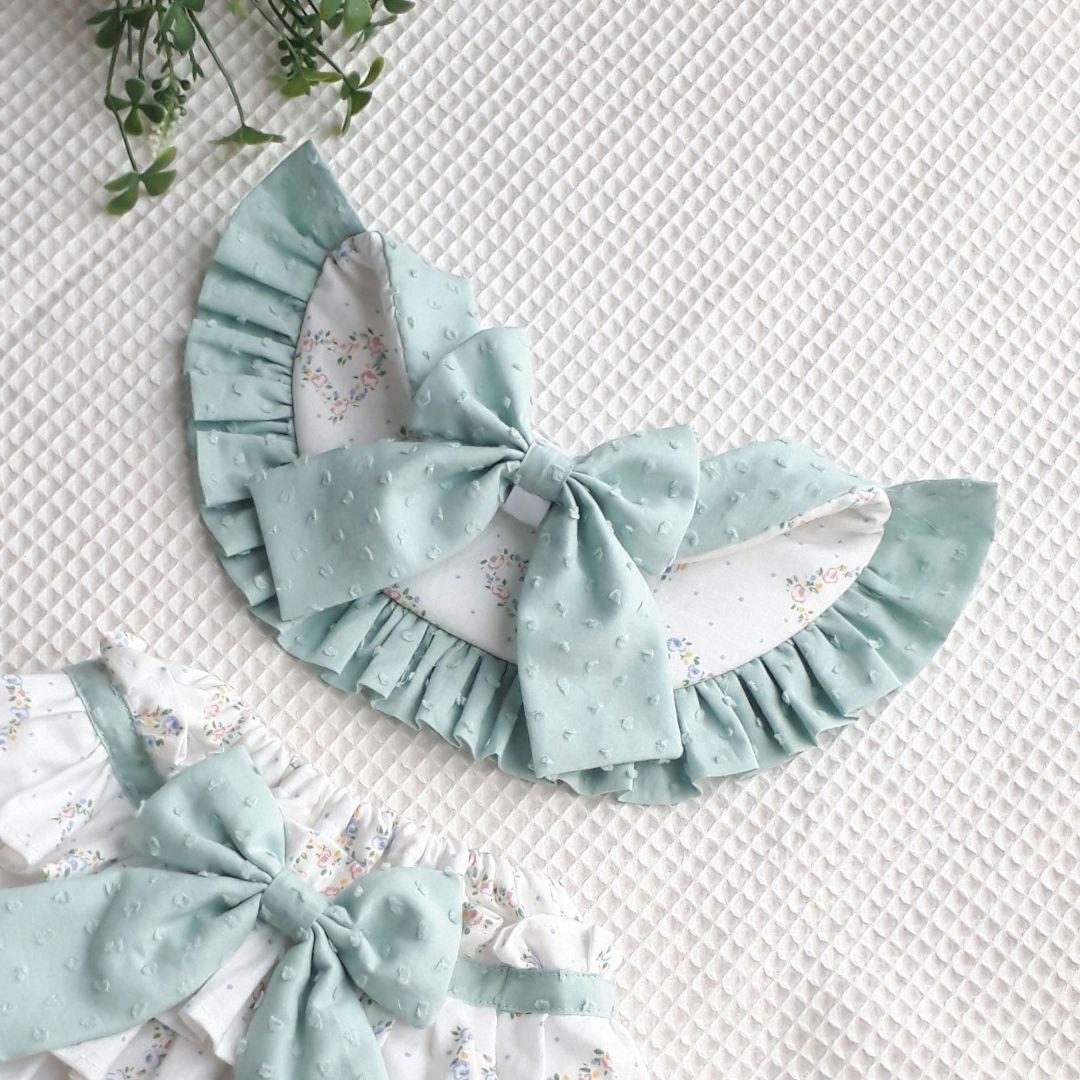 送料無料☆コロンとしたスタイ　(着脱リボン)