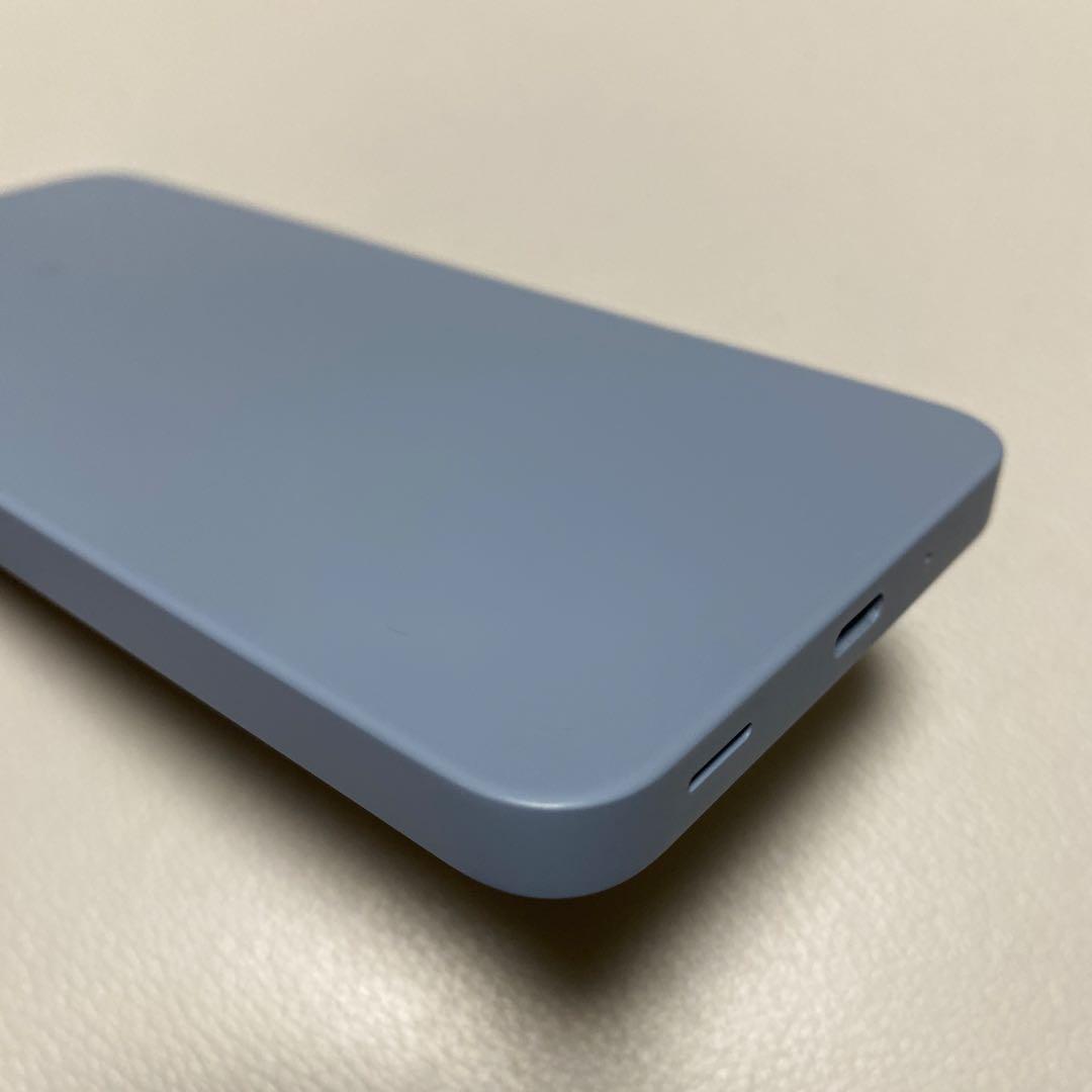 AQUOS wish4 SH-M27 ブルー