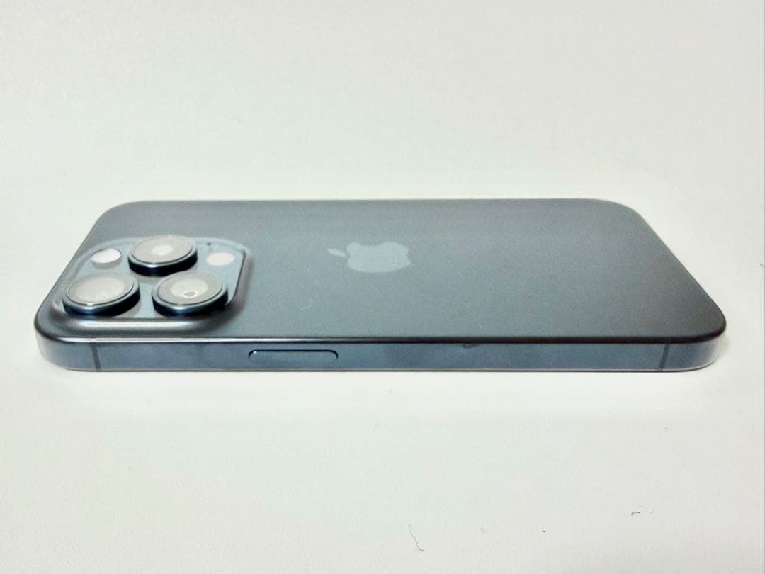 iPhone 15 pro 128GB SIMフリー ブルーチタニウム