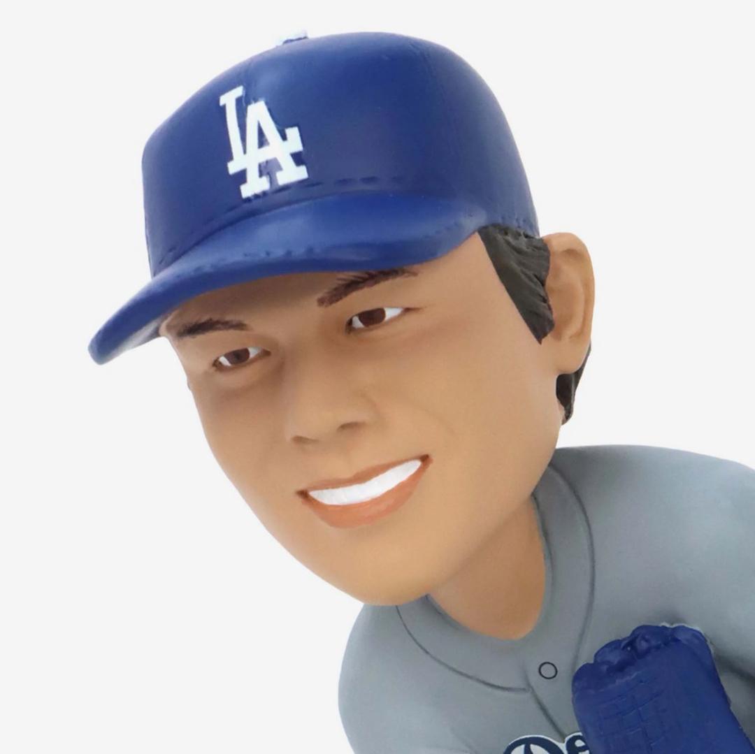 山本由伸 ボブルヘッド MLB 初勝利 218 個限定品　特別レア　20cm