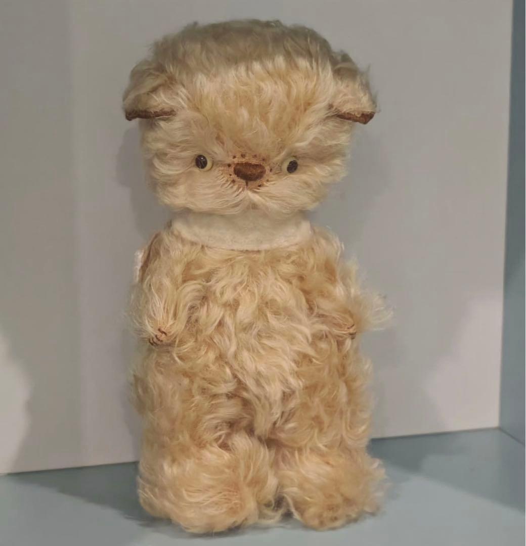 大きい足がキュートな仔犬 アーティストベア 海外作家様 ハンドメイド ぬいぐるみ