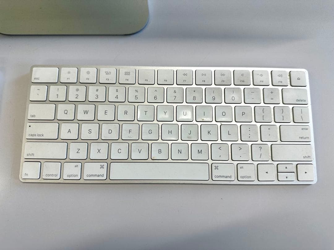 【Retina 4K】iMac 21.5インチ Late 2015 / 現状品