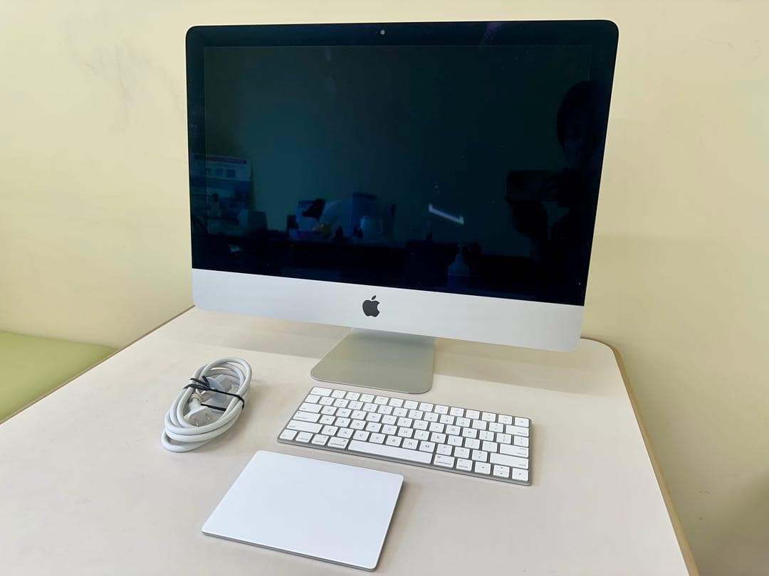 【Retina 4K】iMac 21.5インチ Late 2015 / 現状品