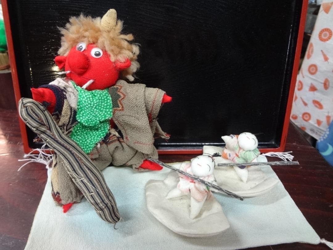 一寸法師と赤鬼　　にほん昔話・お伽話・童話　　ハンドメイド