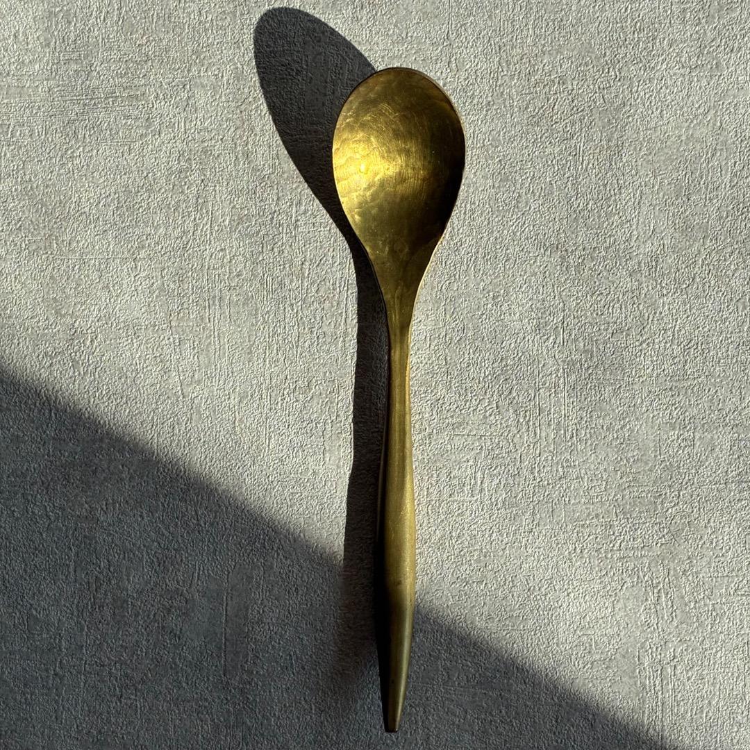 作家もの・・・真鍮製 槌目模様スプーン 19.5cm ハンマードスプーン
