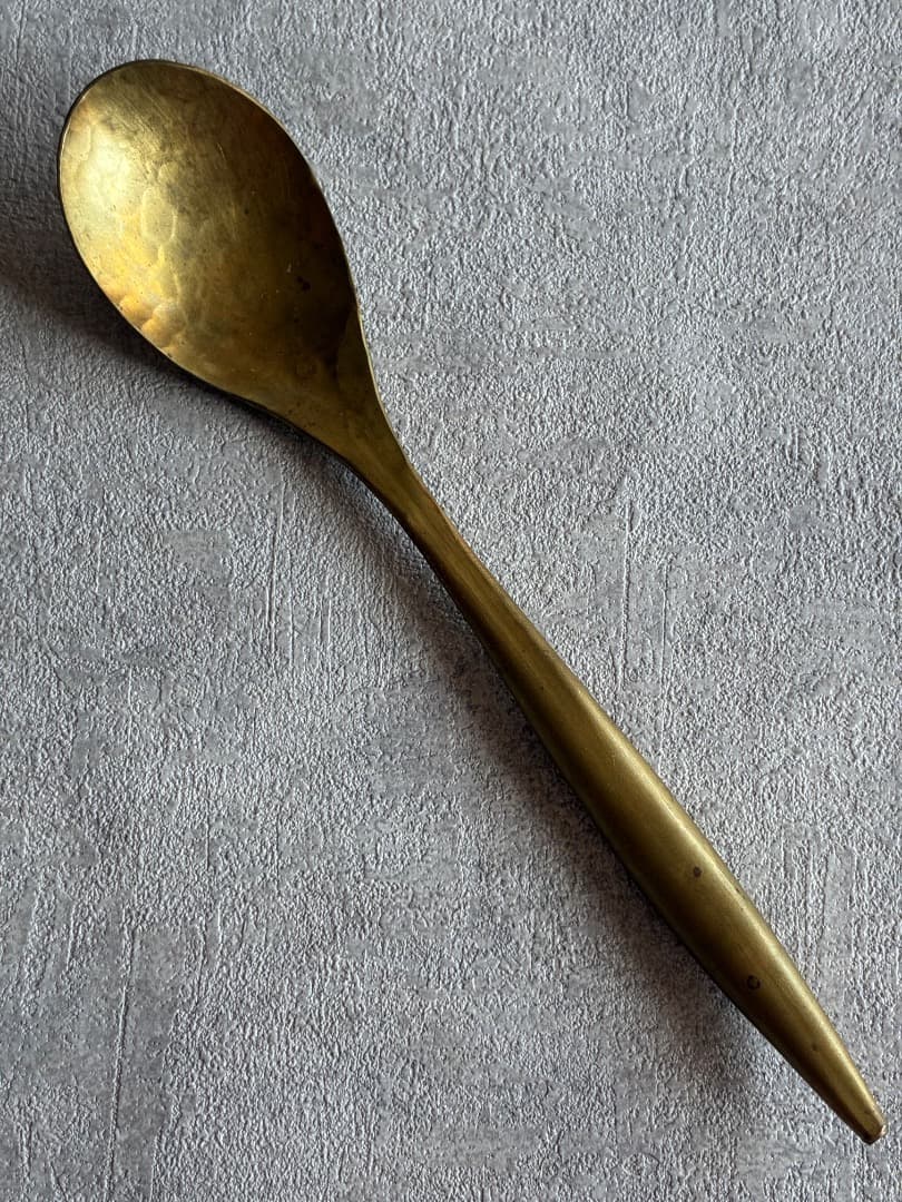作家もの・・・真鍮製 槌目模様スプーン 19.5cm ハンマードスプーン