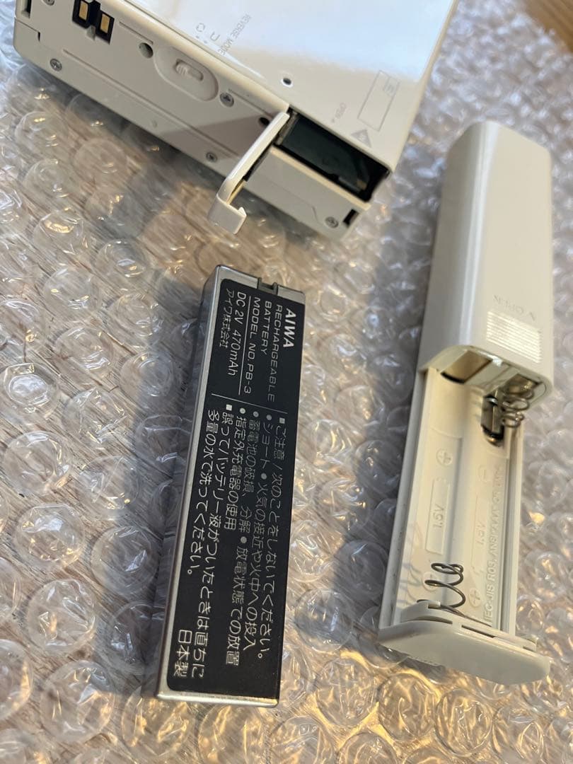 AIWA remote HS-PL35　カセットプレイヤー ホワイト