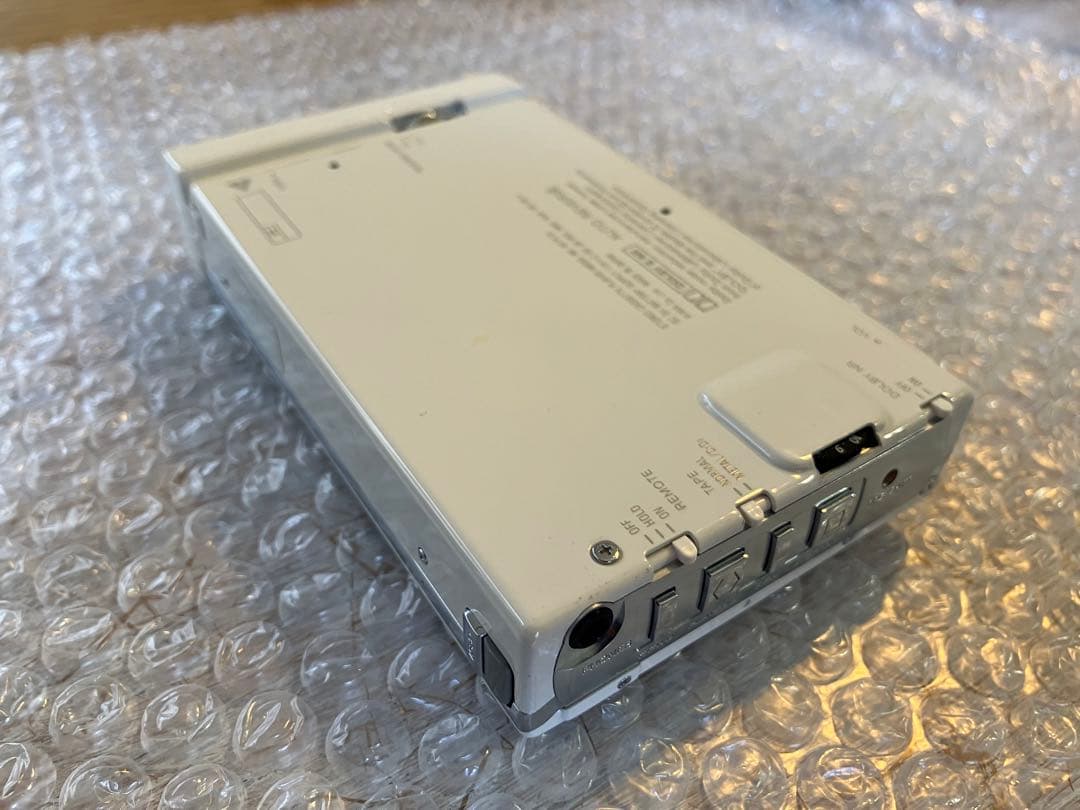 AIWA remote HS-PL35　カセットプレイヤー ホワイト