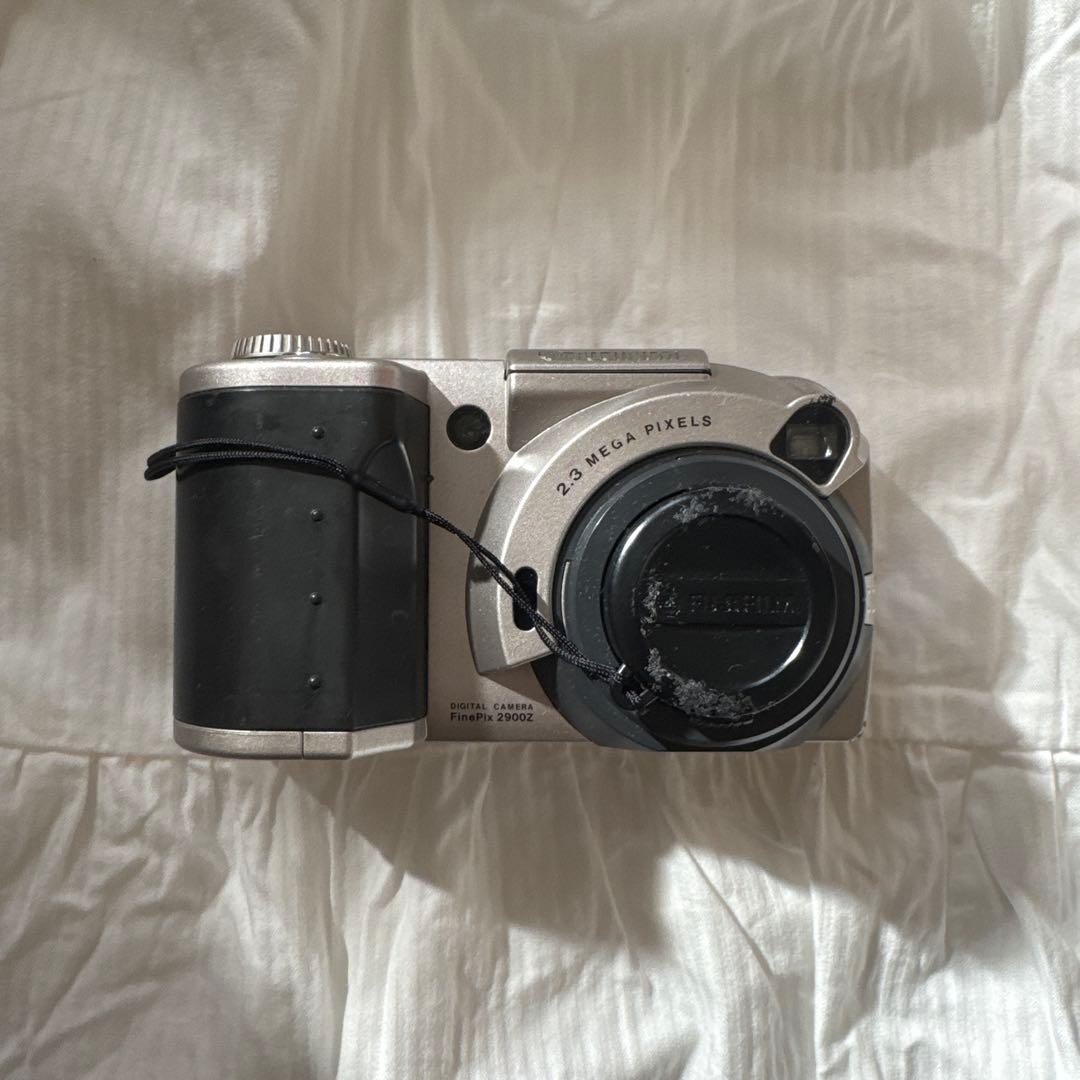 富士フィルム　Finepix 2900Z・（新）バッテリー付き