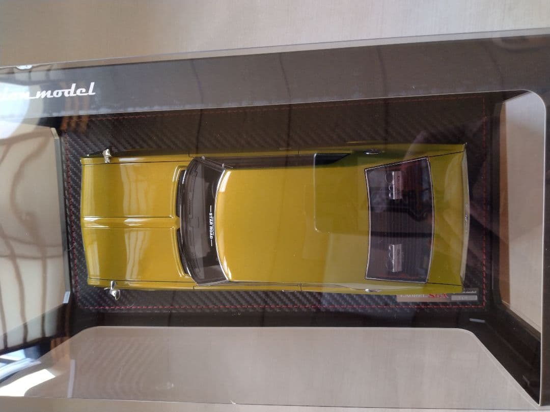 イグニッションモデル 1/18 日産 ローレル 2000SGX　IG3464