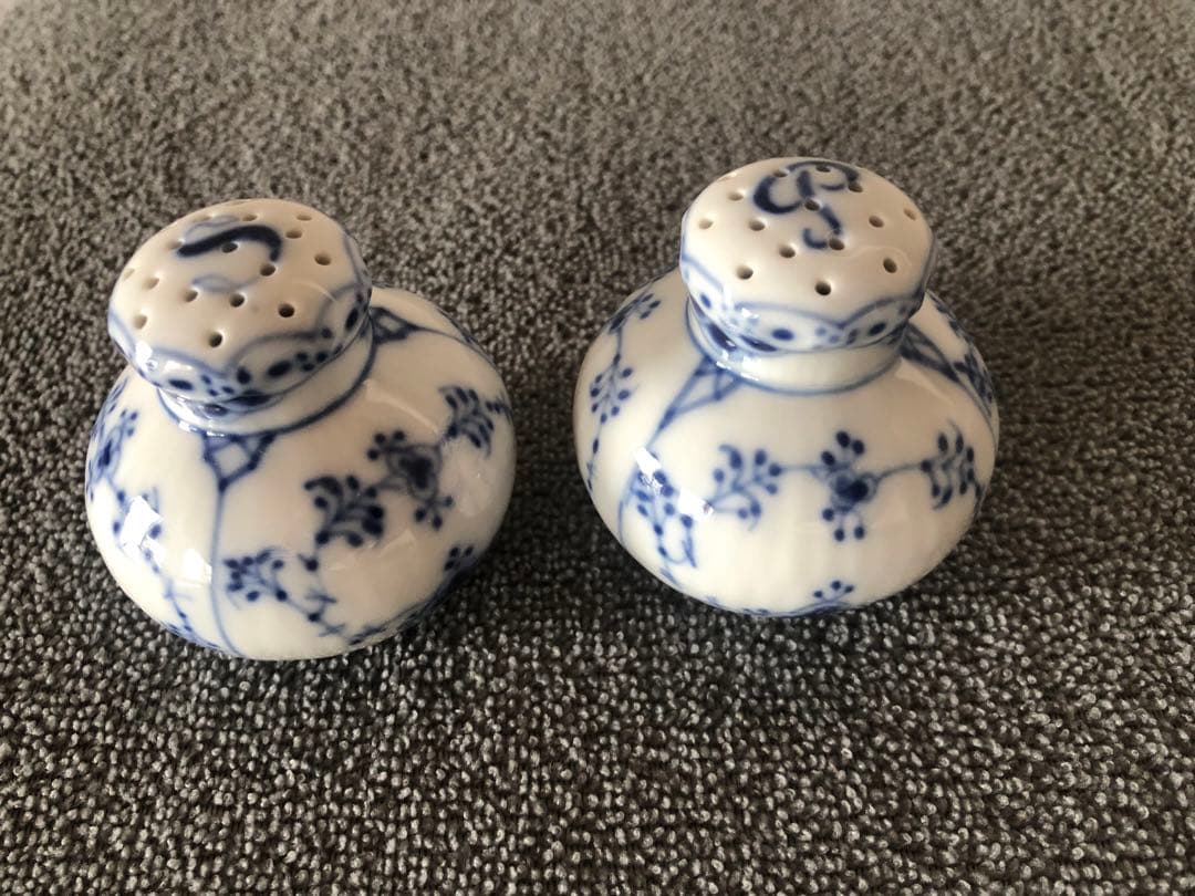 ロイヤルコペンハーゲン ブルーフルーテッド ハーフレース ソルト&ペッパー