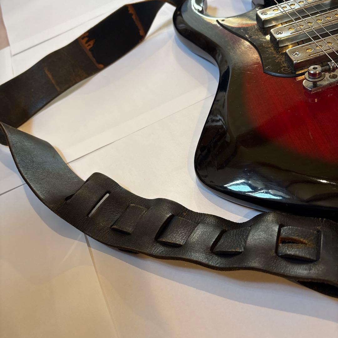 エレキギター・レッド/ブラック