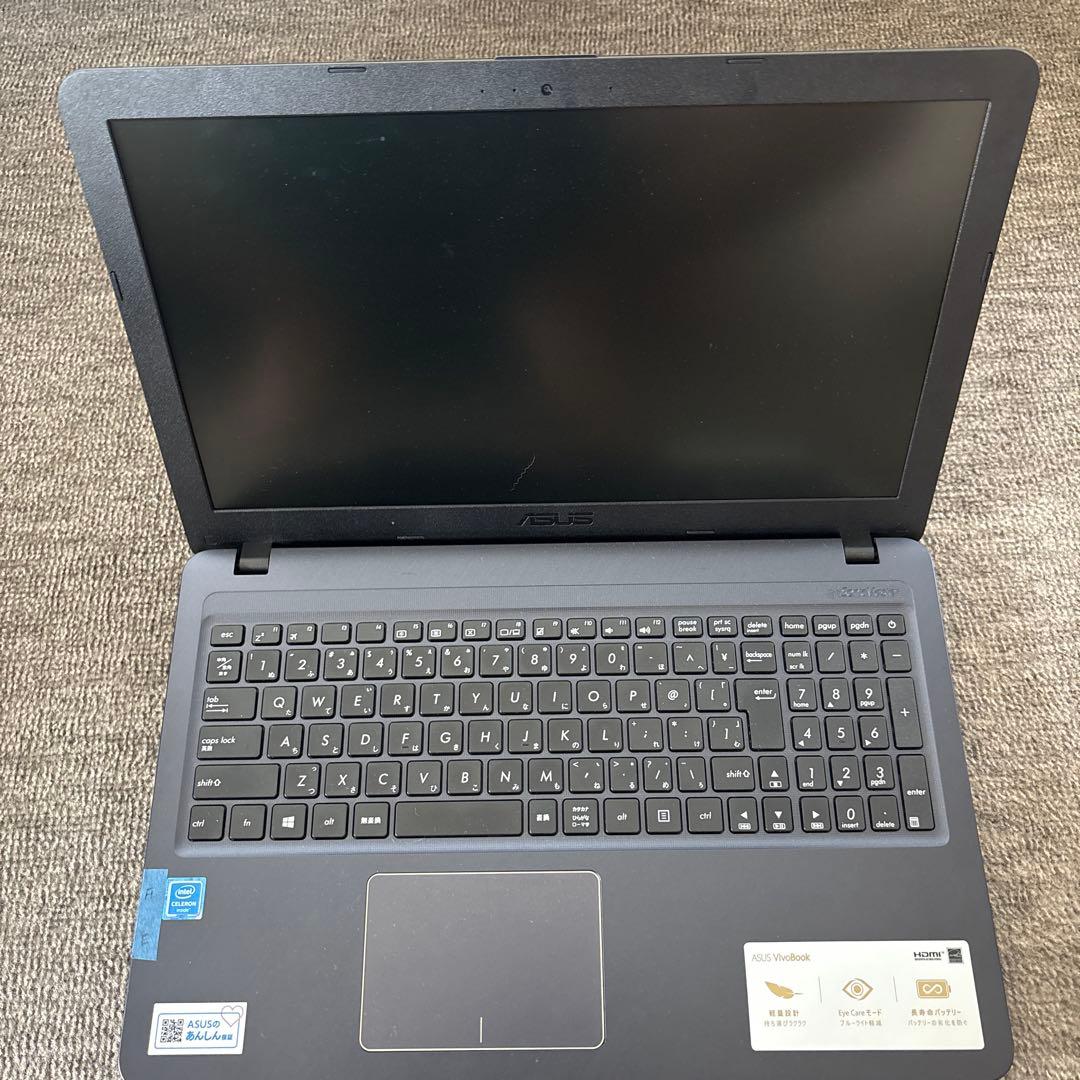 ASUS ノートPC R543M